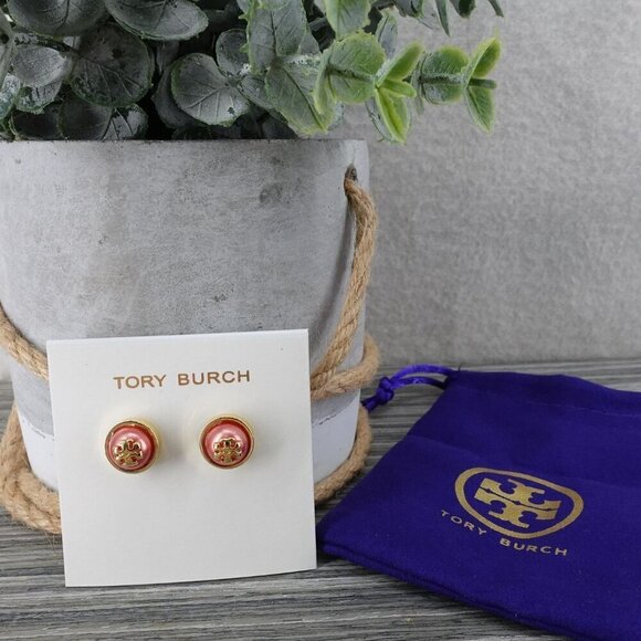 Tory Burch Melodie Pearl Logo Stud Dome Earrings Peach Pink/Tory Gold OS - Picture 8 of 12